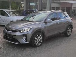 (m7g) astro grey m Gebraucht 2024 Kia Stonic SUV | 20.500 € (Fairer Preis)