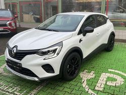 Weiss "nacre" Gebraucht 2022 Renault Captur Zen SUV | 16.990 € (Superpreis)