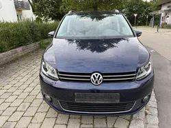 Blau Gebraucht 2013 VW Touran Life Van / Kleinbus | 7.000 € (Guter Preis)