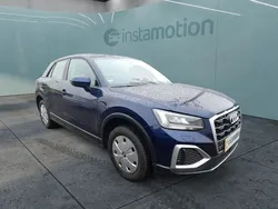 Blau Gebraucht 2020 Audi Q2 Advanced SUV | 21.188 € (Etwas zu teuer)