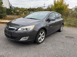 Schwarz Gebraucht 2012 Opel Astra S Kombi | 4.400 € (Fairer Preis)