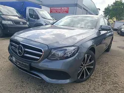 Selenitgrau metalliclack Gebraucht 2020 Mercedes E300 Avantgarde Kombi | 19.800 €