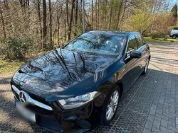 Schwarz Gebraucht 2019 Mercedes A200 Limousine | 21.599 € (Fairer Preis)
