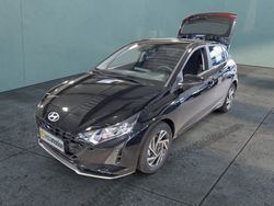 Schwarz Neu 2024 Hyundai i20 Trend Limousine | 19.490 € (Guter Preis)