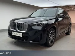 Schwarz Neu 2025 BMW iX1 Performance SUV | 54.990 € (Fairer Preis)