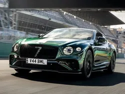 Grün Neu 2025 Bentley Continental GT | 365.900 €