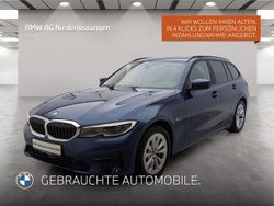 Blau Gebraucht 2021 BMW 330e Kombi | 28.985 € (Fairer Preis)