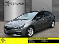 Grau Gebraucht 2021 Opel Astra GS Line Limousine | 15.500 € (Fairer Preis)