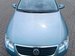 Blau Gebraucht 2009 VW Passat Trendline Kombi | 3.150 € (Guter Preis)