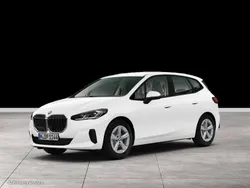 Alpinweiss Gebraucht 2024 BMW 216 Active Tourer Luxury Line Van / Kleinbus | 29.774 € (Etwas zu teuer)