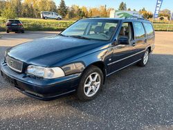 Blau Gebraucht 1997 Volvo V70 Kombi | 2.950 € (Etwas zu teuer)