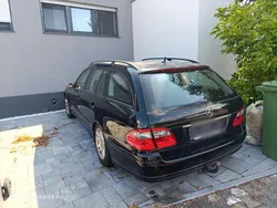 Schwarz Gebraucht 2006 Mercedes E220 Kombi | 1.000 € (Superpreis)