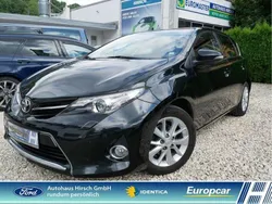 Schwarz Gebraucht 2014 Toyota Auris Edition Limousine | 9.000 € (Fairer Preis)