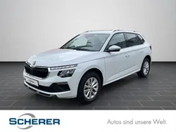 Moonweiß perleffekt (metallic) Gebraucht 2024 Skoda Kamiq SUV | 19.890 € (Guter Preis)