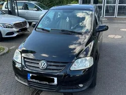 Schwarz Gebraucht 2006 VW Fox Kleinwagen | 500 €