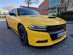 Gelb Gebraucht 2017 Dodge Charger Limousine | 26.300 € (Fairer Preis)