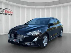Schwarz Gebraucht 2020 Ford Focus Cool & Connect Kombi | 15.200 € (Fairer Preis)