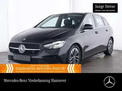 Kosmosschwarz Gebraucht 2024 Mercedes B220 Progressive Van / Kleinbus | 33.990 € (Superpreis)