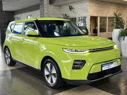 Grün Gebraucht 2021 Kia Soul EV Edition 7 SUV | 13.900 € (Guter Preis)