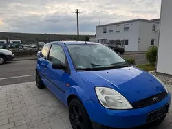 Blau Gebraucht 2003 Ford Fiesta Kleinwagen | 1.000 € (Fairer Preis)