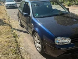 Schwarz Gebraucht 2003 VW Golf IV Pacific Kleinwagen | 500 € (Superpreis)