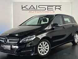 Schwarz Gebraucht 2015 Mercedes B180 Van / Kleinbus | 16.490 € (Fairer Preis)