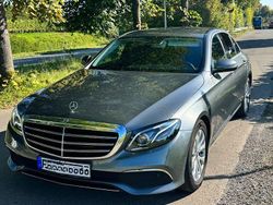 Grau Gebraucht 2018 Mercedes E220 Exclusive Limousine | 28.899 € (Fairer Preis)