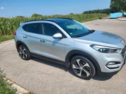 Silber Gebraucht 2015 Hyundai Tucson Premium SUV | 15.899 € (Guter Preis)