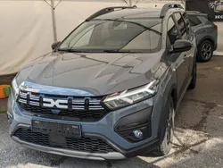 Grau Gebraucht 2023 Dacia Jogger Extreme Kombi | 17.500 € (Fairer Preis)