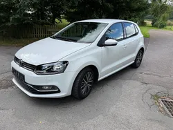 Weiß Gebraucht 2016 VW Polo Allstar Kleinwagen | 8.900 € (Fairer Preis)