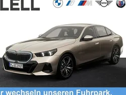 Grau Neu 2025 BMW 520 Comfort Edition Limousine | 68.980 € (Teuer)