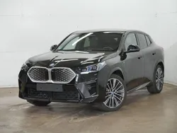Schwarz Gebraucht 2025 BMW iX2 M Sport SUV | 51.500 € (Superpreis)