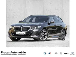 Grau Gebraucht 2024 BMW 520 Performance Kombi | 52.980 € (Guter Preis)