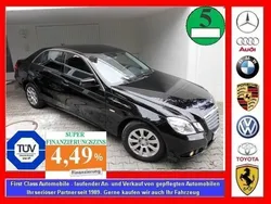 Andere farbe Gebraucht 2009 Mercedes E220 Limousine | 22.900 €