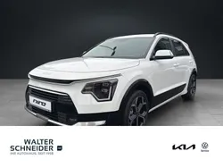 Schneeweiß Neu 2025 Kia Niro Spirit SUV | 39.580 €