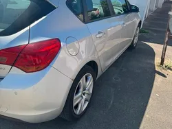 Silber Gebraucht 2010 Opel Astra Limousine | 4.150 € (Guter Preis)