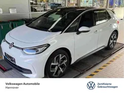 Gletscherweiß metallic schwarz Gebraucht 2023 VW ID.3 Pro Kleinwagen | 29.790 € (Guter Preis)