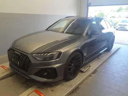 Daytonagrau perleffekt Gebraucht 2022 Audi RS4 Design Kombi | 74.840 € (Etwas zu teuer)
