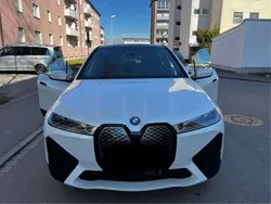 Weiß Gebraucht 2023 BMW iX Sport Line SUV | 54.900 € (Fairer Preis)