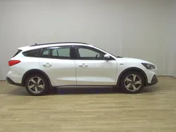 Weiss Gebraucht 2020 Ford Focus Active Kombi | 10.980 € (Superpreis)