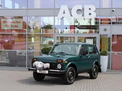 Grün Gebraucht 2009 Lada niva SUV | 4.900 € (Etwas zu teuer)
