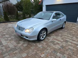 Silber Gebraucht 2005 Mercedes C220 Coupé | 2.999 € (Fairer Preis)