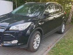Schwarz Gebraucht 2015 Ford Kuga SYNC Edition SUV | 5.900 € (Guter Preis)