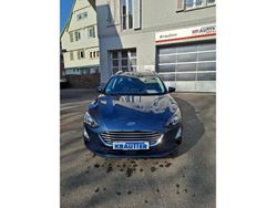 Chromablau metallic (metallic) Gebraucht 2022 Ford Focus Kombi | 18.990 € (Guter Preis)