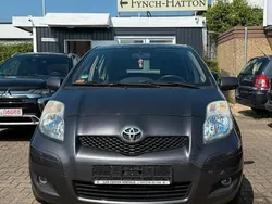Grau Gebraucht 2010 Toyota Yaris Cool Kleinwagen | 6.900 € (Etwas zu teuer)