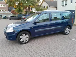 Blau Gebraucht 2010 Dacia Logan Limousine | 1.999 € (Fairer Preis)