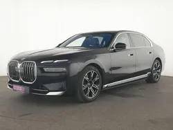 Carbonschwarz Gebraucht 2023 BMW i7 Comfort Edition Limousine | 84.699 € (Guter Preis)