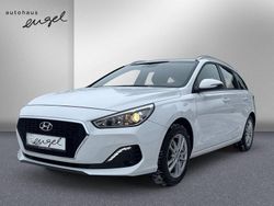 Polar white uni Gebraucht 2019 Hyundai i30 Trend Kombi | 14.889 € (Fairer Preis)