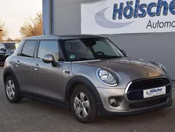 Grau Gebraucht 2019 Mini ONE Kleinwagen | 15.950 € (Guter Preis)