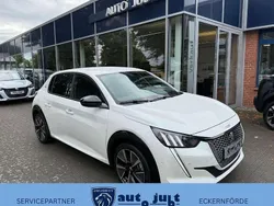 Okenit weiß Gebraucht 2022 Peugeot e-208 GT-line Kleinwagen | 14.550 € (Fairer Preis)